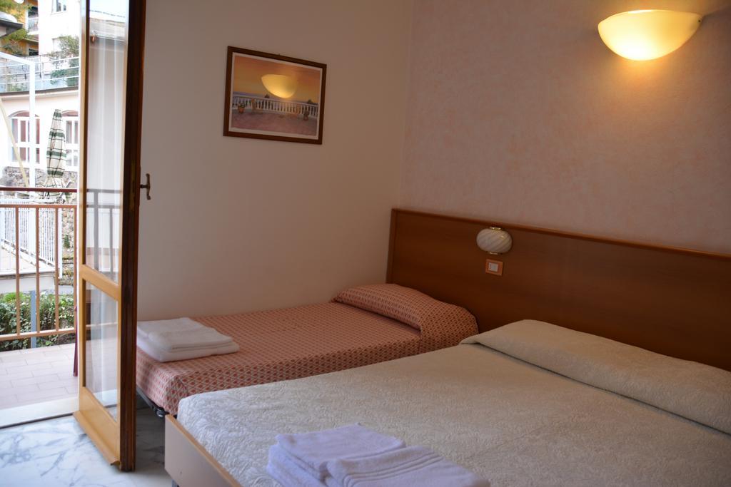 Hotel Corallo Moneglia Room photo