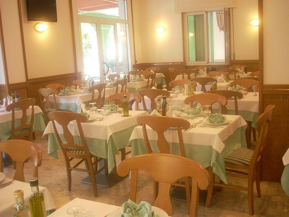 Hotel Corallo Moneglia Exterior photo
